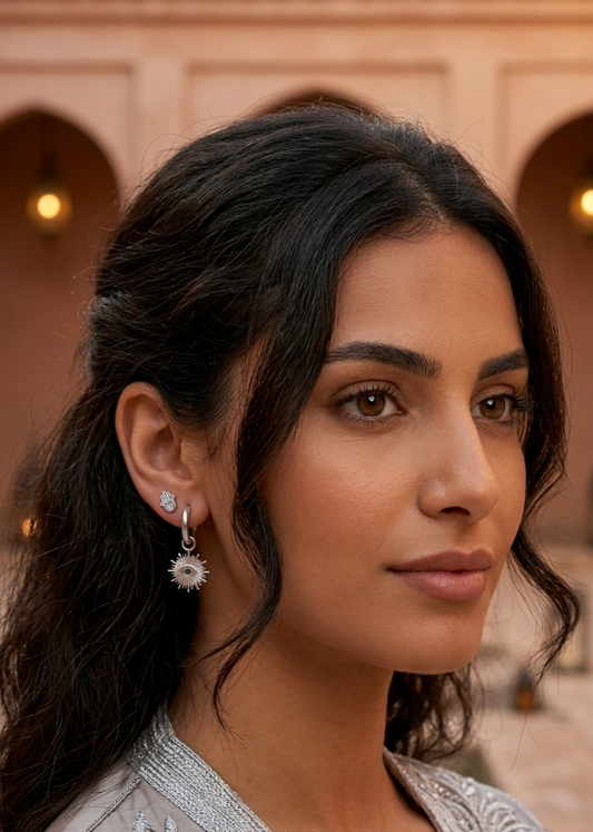 Oorstekers zilver hamsa hand van fatima