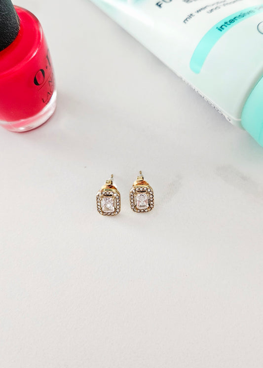 Kleine gouden oorsterkers luxe stenen van by anoor