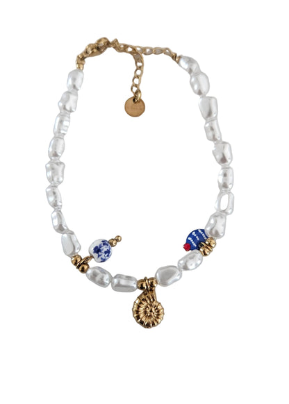 Kralenarbandje witte parels met zeebedels stainless steel