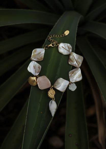 Luxe armband goud rvs schelpen