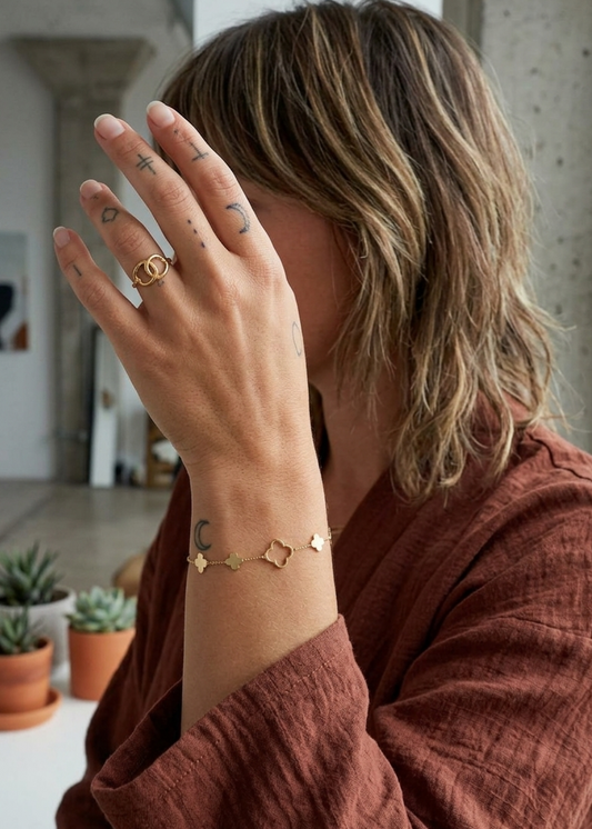 Armbandje goud klavertjes rvs clovers