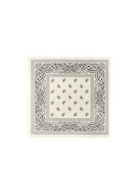 Beige zachte wintersjaal met paisley patroon vierkant