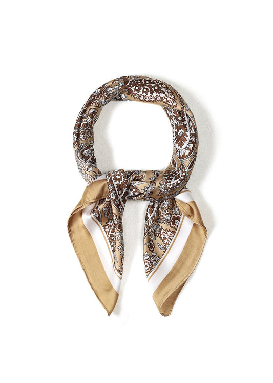 Glanzend zomersjaaltje goud bruin paisley patroon