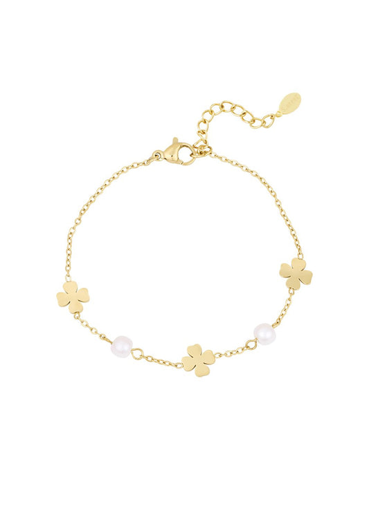 Goud armbandje parels en klavers