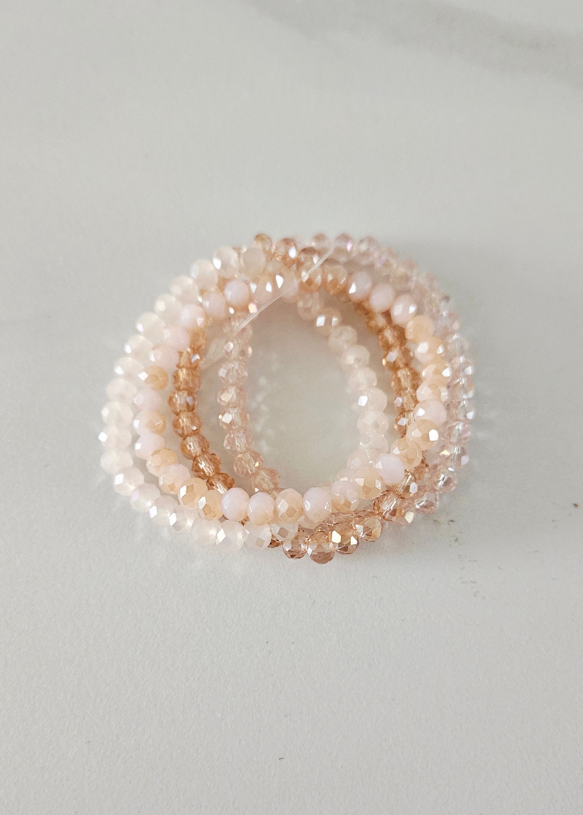 Kralenarmbandjes facetkralen lichtroze
