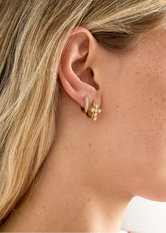Oorringetjes klein goud met steentjes mini