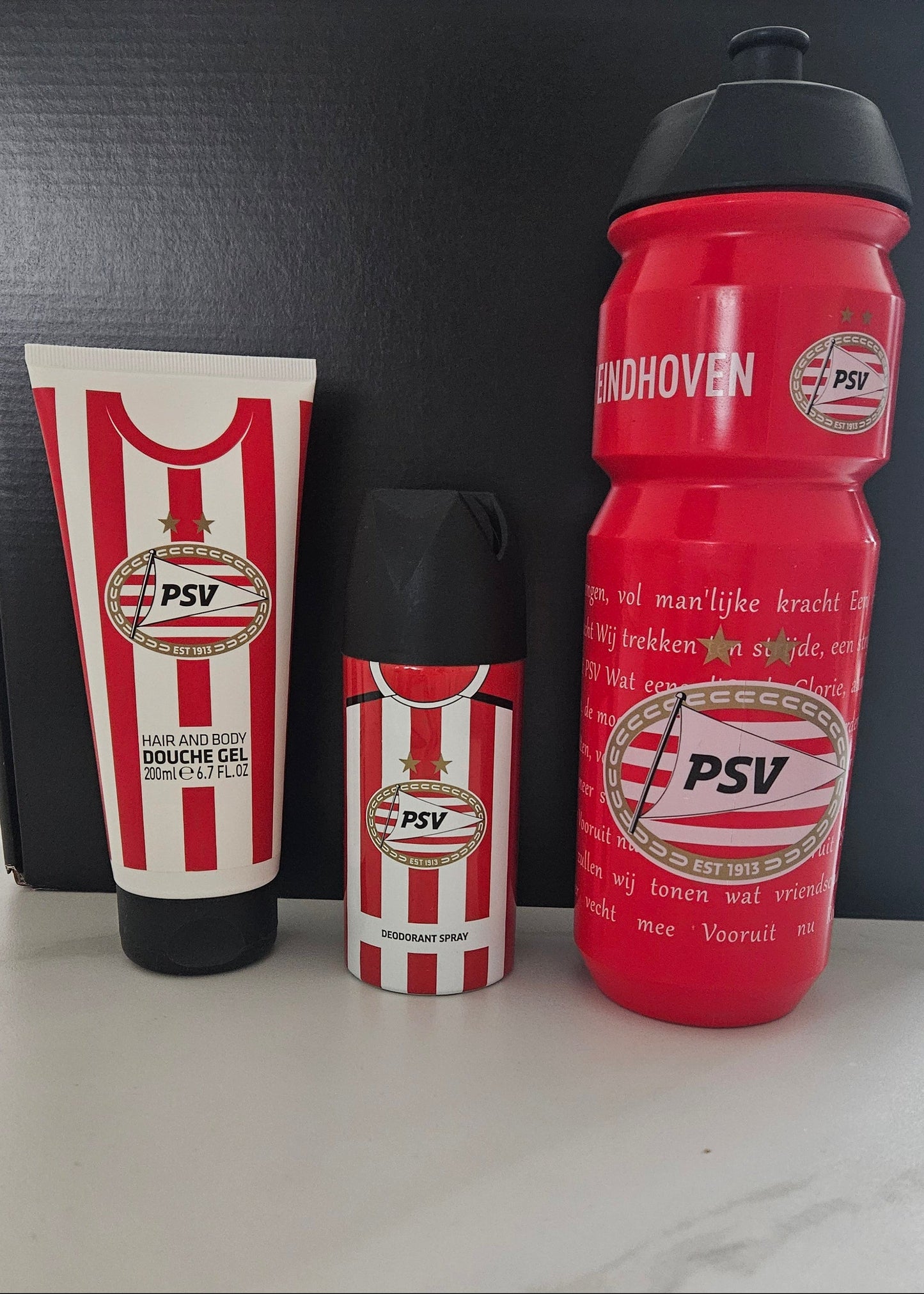 PSV voetbalbox cadeaus bidon douchegel