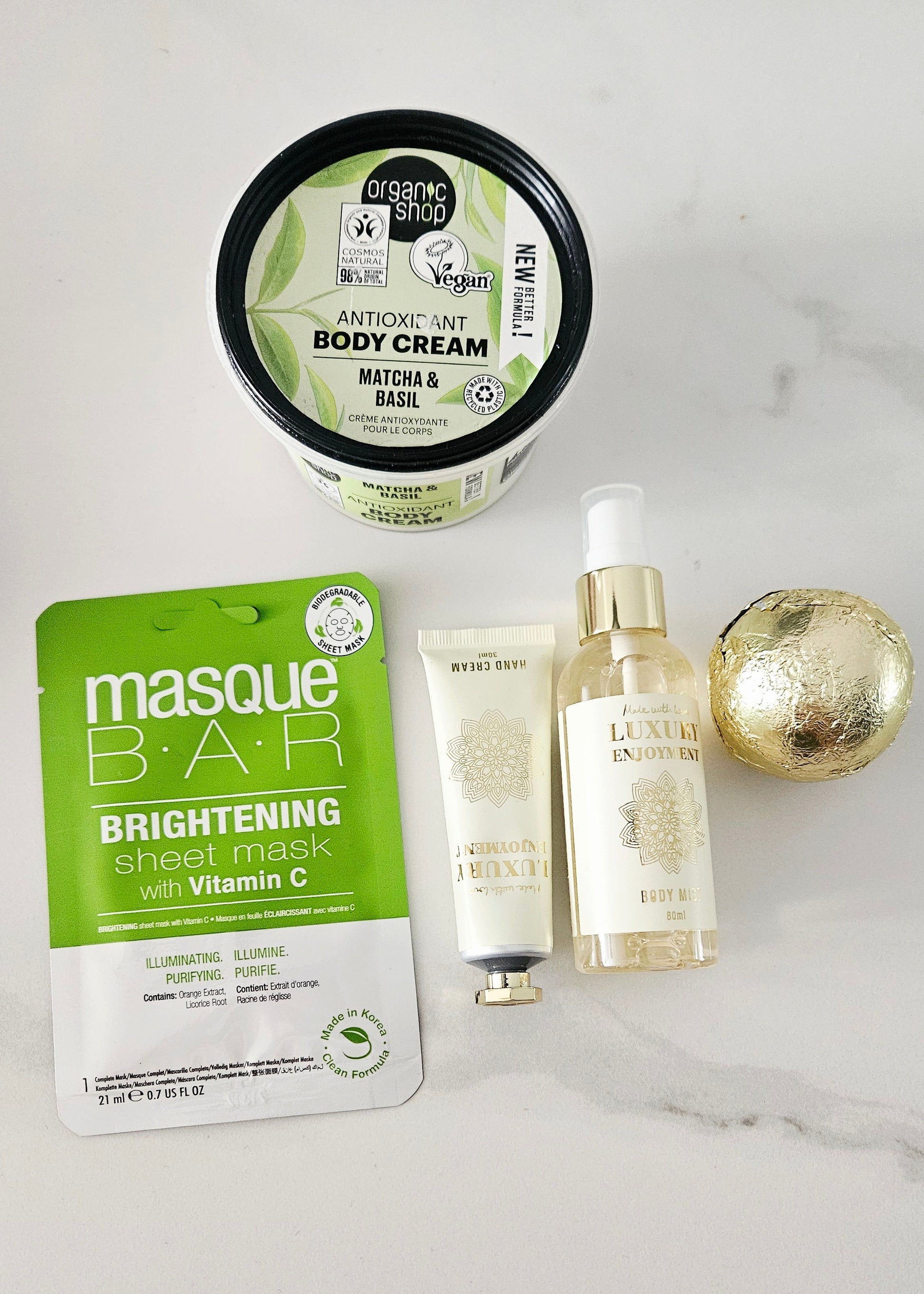 Beautyproducten van By Anoor gezichtmaskertje en bodycreme