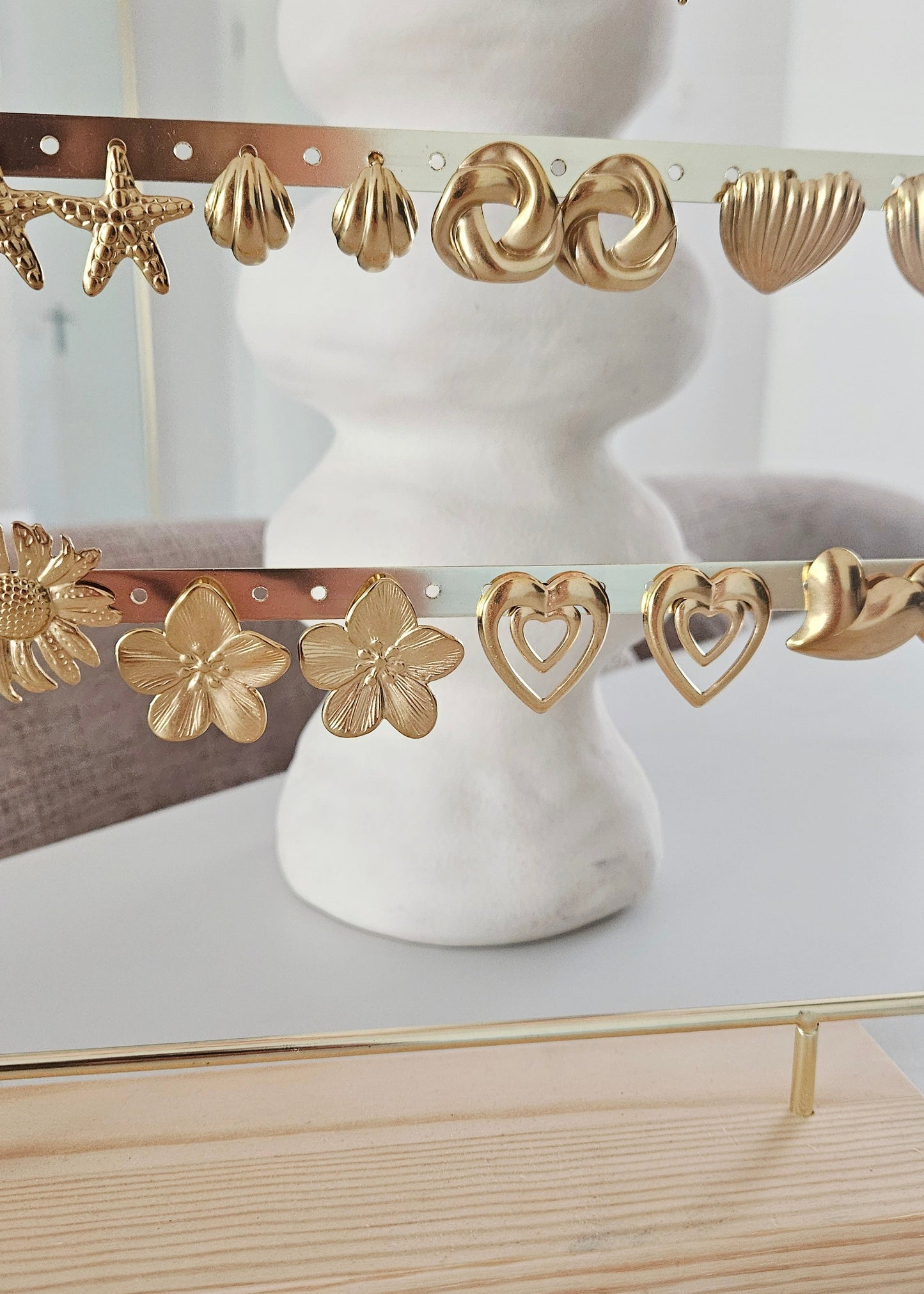 Waterproof gouden lichte oorbellen bloemen en hartjes